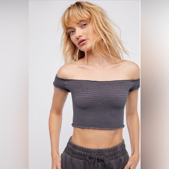 Free People Smocked Off-Shoulder Crop Top XS/S - Picture 2 of 6